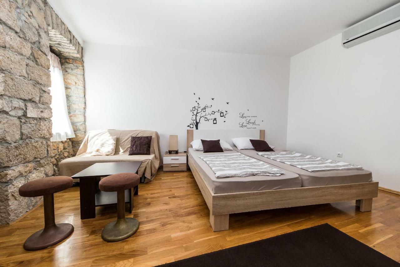 Apartmani Kristina Crikvenica Ngoại thất bức ảnh