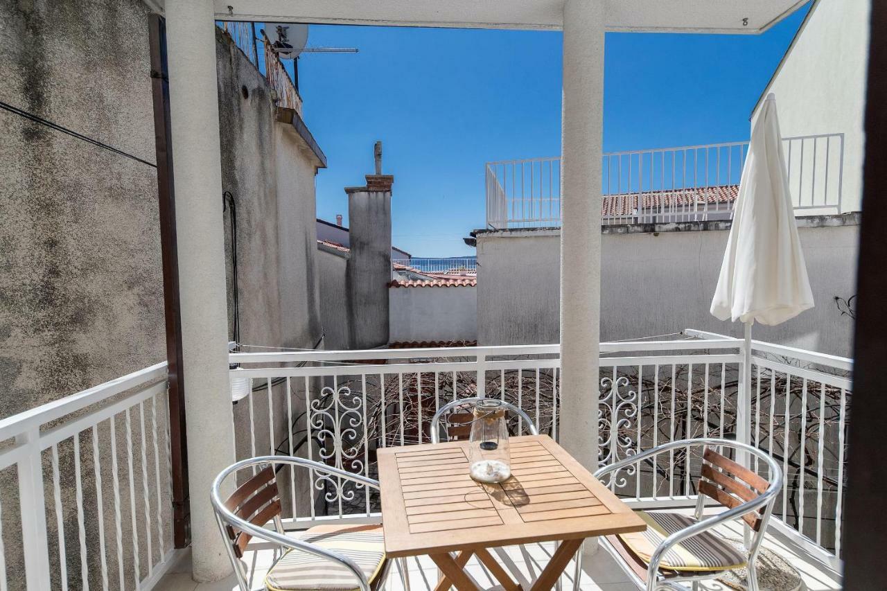 Apartmani Kristina Crikvenica Ngoại thất bức ảnh