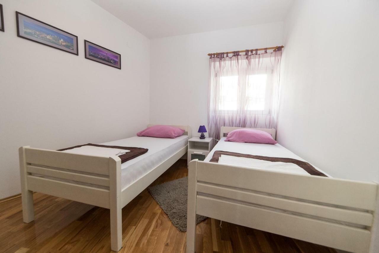 Apartmani Kristina Crikvenica Ngoại thất bức ảnh